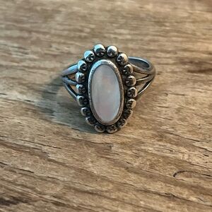VTG 925 Sterling Silver White Moonstone Ring Sz 6.5 Beaded Halo Split Shank